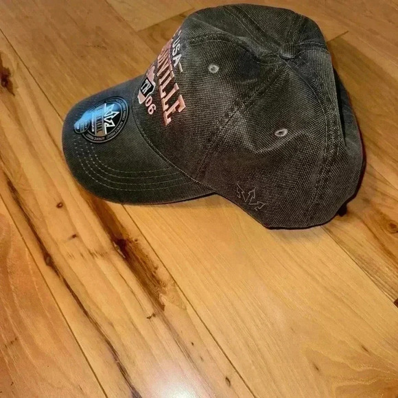 Nashville Baseball Cap - Picture 3 of 3